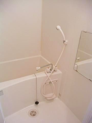 バス・シャワールーム　追焚機能付きバスルーム