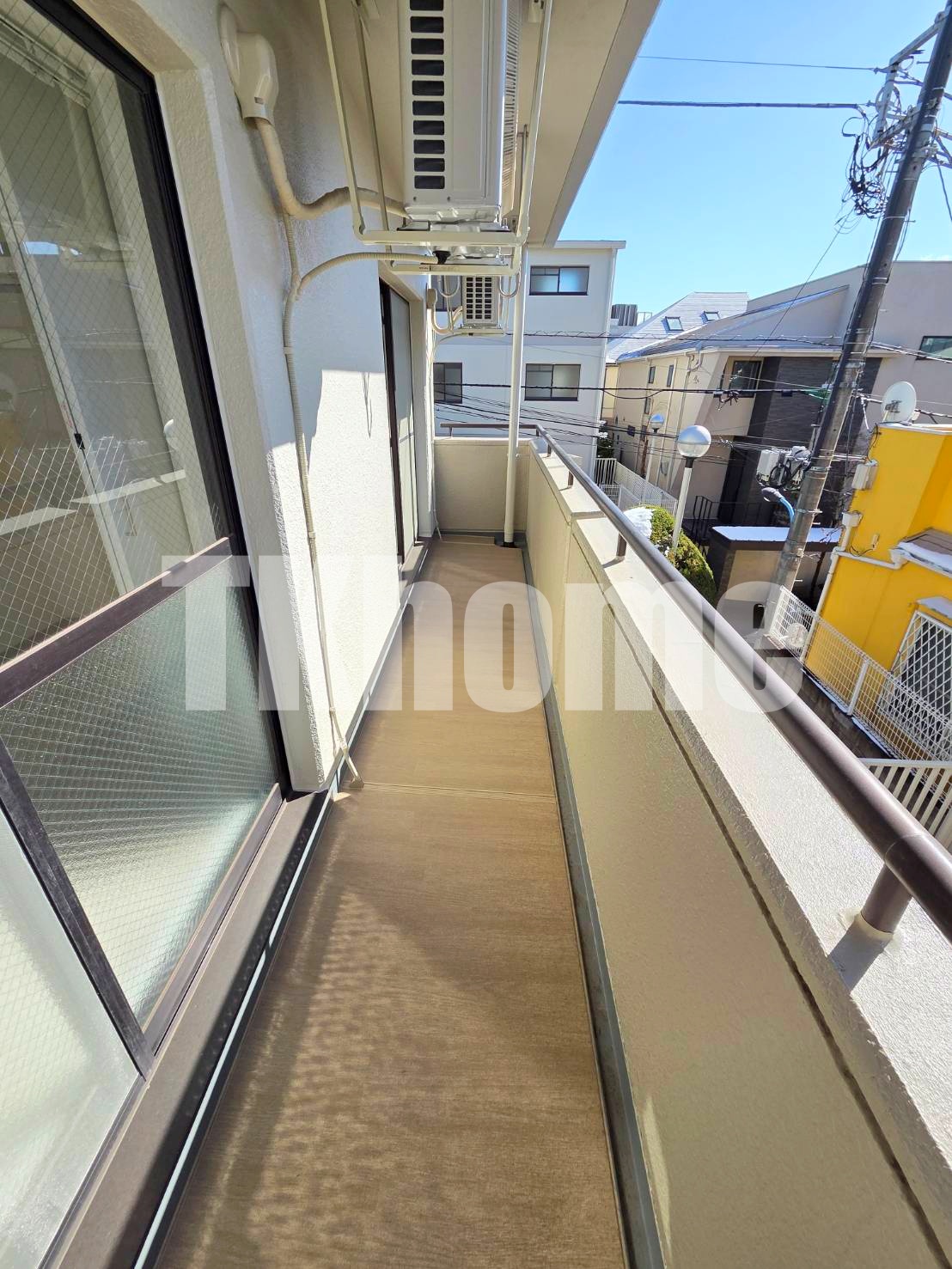 バルコニー　(同マンション・別室参考写真)