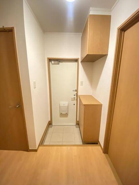 玄関　シューズボックス完備