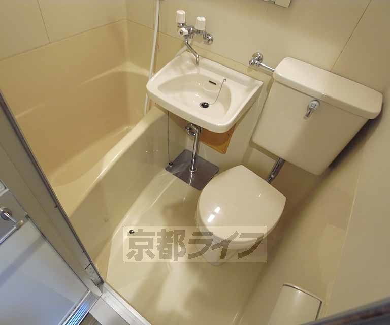 バス・シャワールーム　きれいなバスです