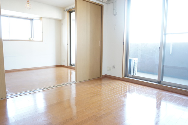 居室・リビング　ＤＫ７帖※クリーニング前の写真です