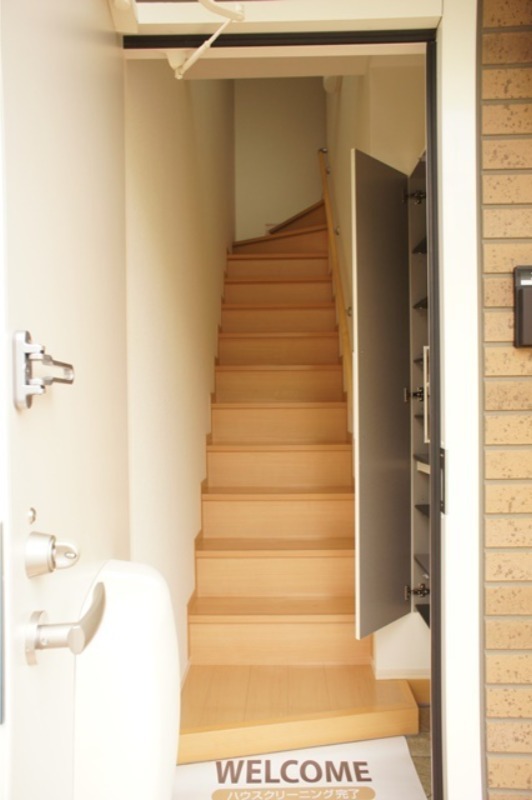 玄関　図面と現状に相違がある場合には現状を優先