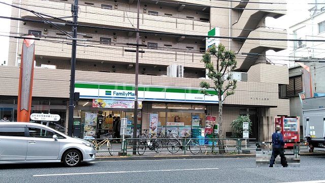 コンビニ　ファミリーマート 杉並和泉店（コンビニ）まで362m
