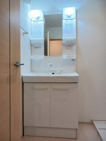 洗面設備　洗面所です