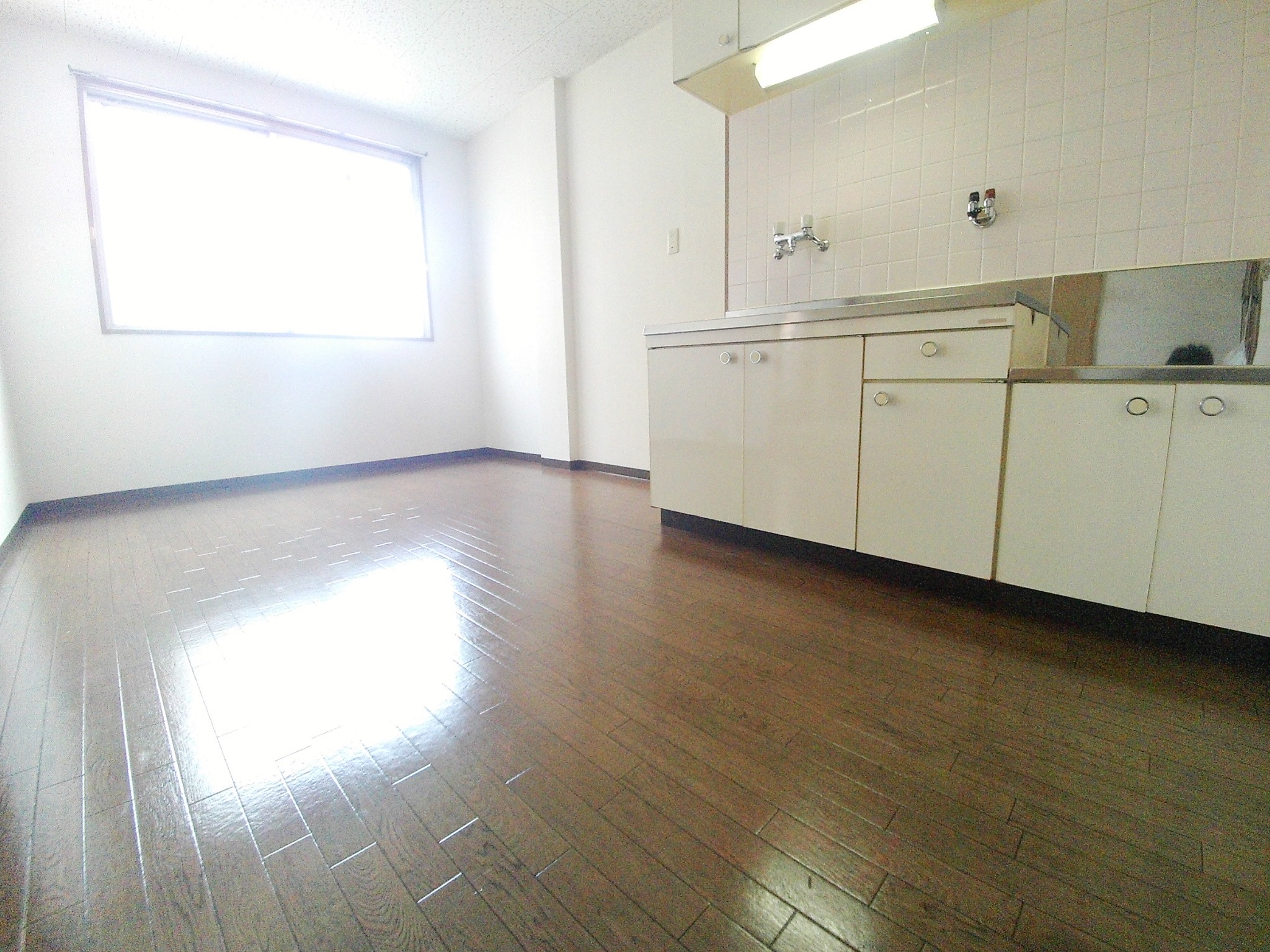 居室・リビング　ダイニングキッチン