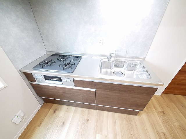 キッチン　お料理しやすいシステムキッチンです