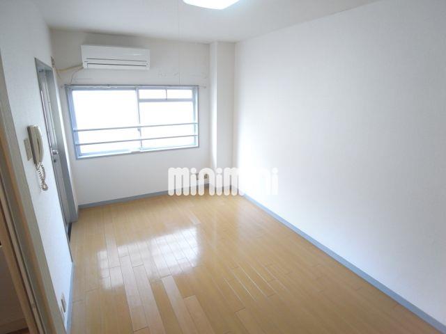 居室・リビング　南向き日当たり良好！