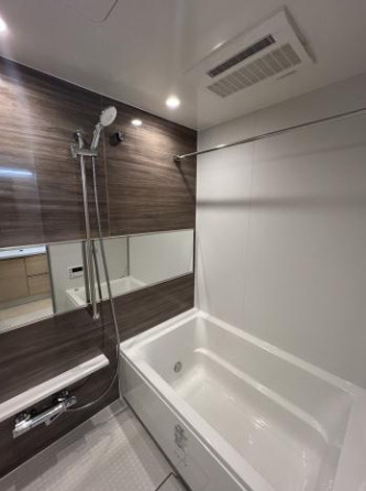 バス・シャワールーム　別部屋参考写真