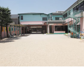 幼稚園・保育園　くるみ幼稚園（幼稚園・保育園）まで1303m