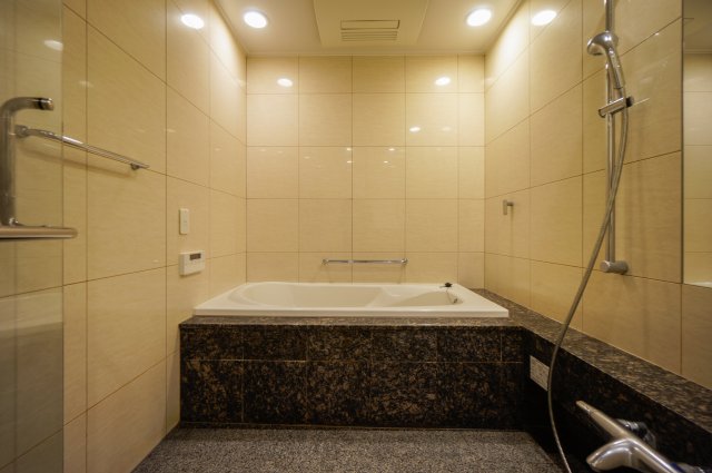 バス・シャワールーム　きれいなお風呂です