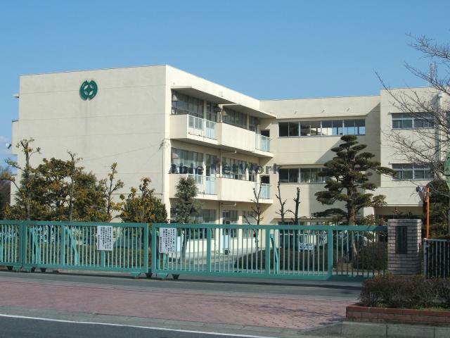 小学校　磐田市立磐田北小学校（小学校）まで1232m