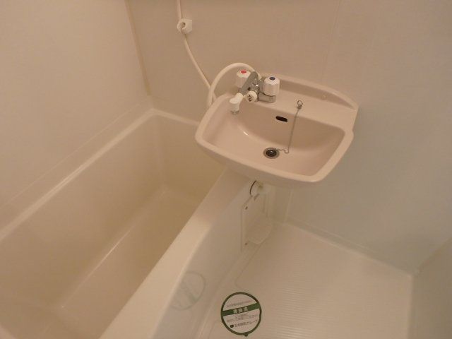 バス・シャワールーム　（別タイプ参考写真）サンテミリオン白山　文京区白山2