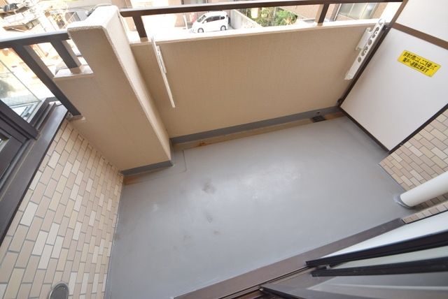 バルコニー　※同タイプ間取り　反転タイプの参考写真です　現況優先