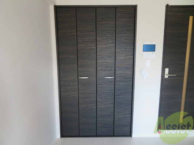 収納　収納は大きく荷物はたくさん収納できそうですね。