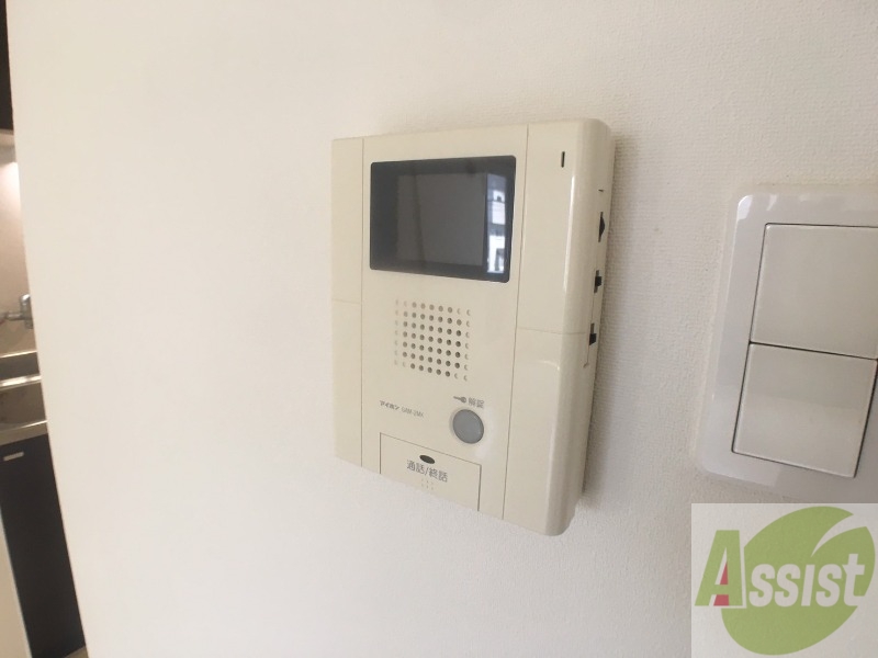 セキュリティ　インターホンは通話ができるので急な訪問があっても安心です。