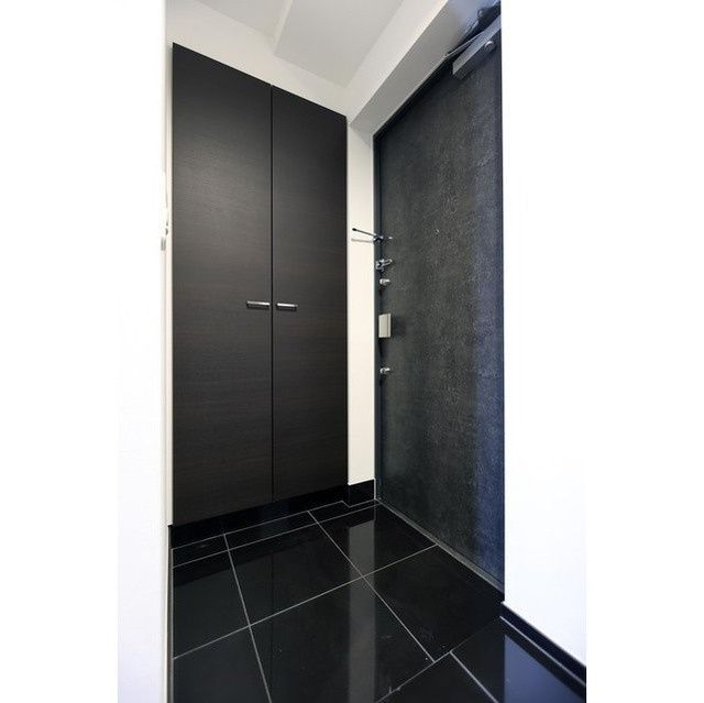 玄関　☆シューズボックス付き玄関スペース☆