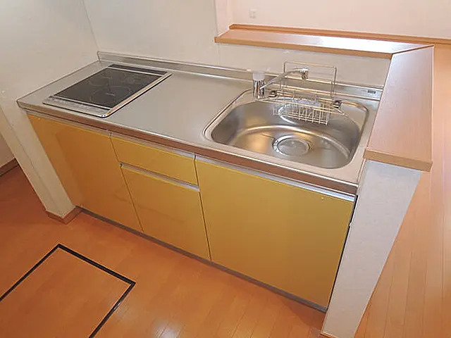 キッチン　お掃除しやすい人気のIHコンロ♪