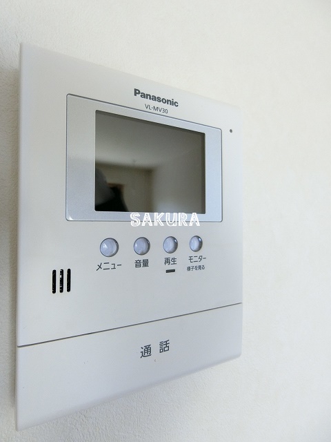 セキュリティ　女性の方でも安心のモニター付きインターフォン※同仕様