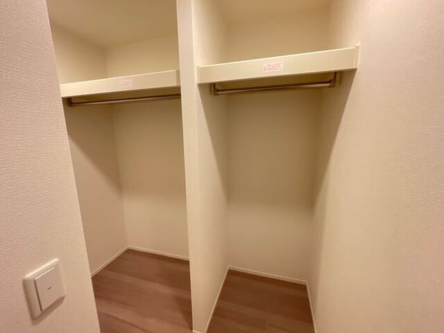 収納　ウォークインクローゼット