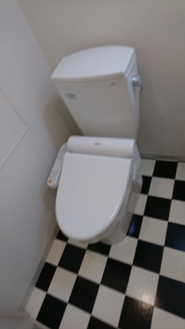 トイレ　同建物別部屋参考写真