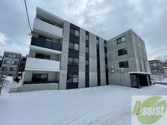 建物外観　札幌市東区北１２条東「アルファスクエア北１２東２」