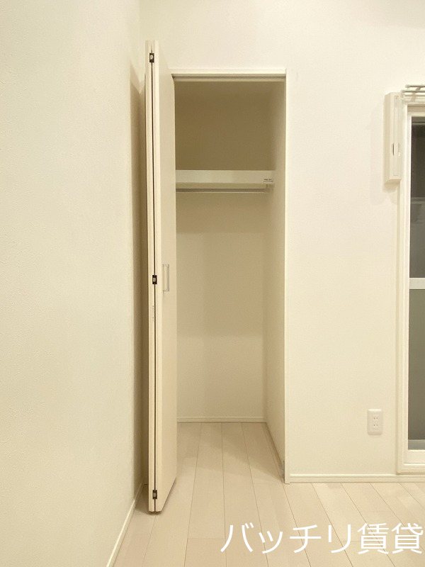 収納　画像は別号室タイプの為、現状を優先致します。