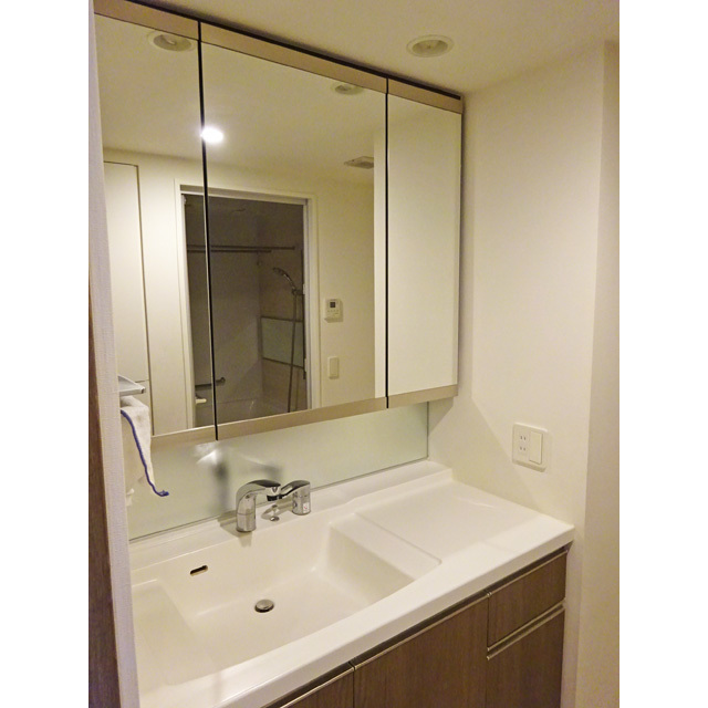 洗面設備　洗面所