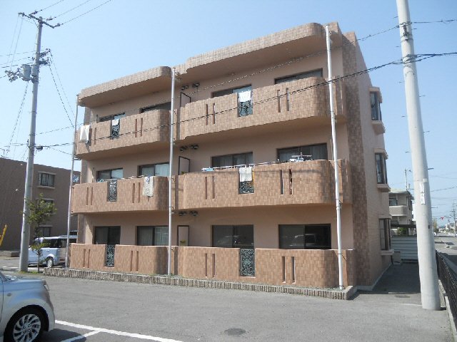 建物外観　完成写真