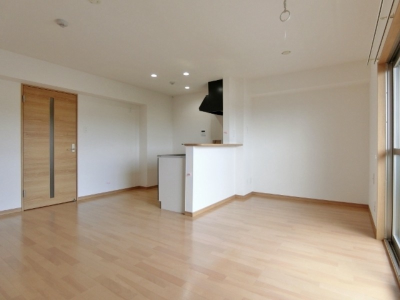 居室・リビング　図面と現状に相違がある場合には現状を優先