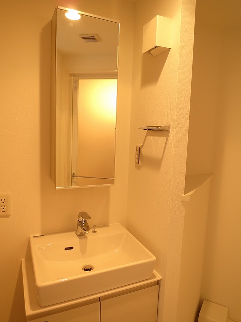 洗面設備　過ごしやすい室内です