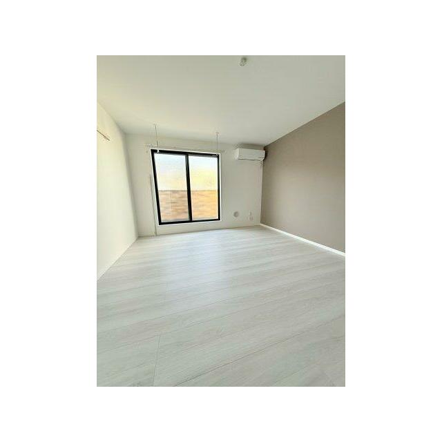 居室・リビング　同施工タイプ