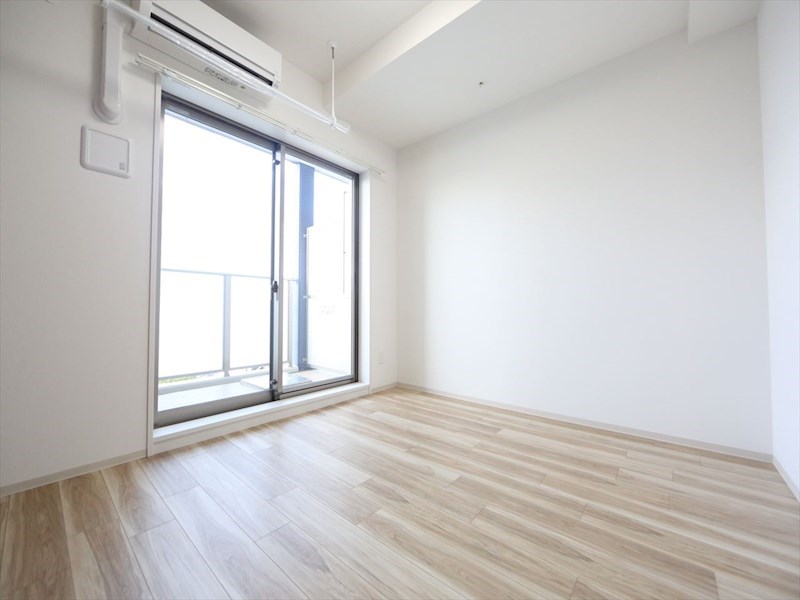 その他部屋・スペース　洋室7帖　エアコン完備　クローゼット付　バルコニー