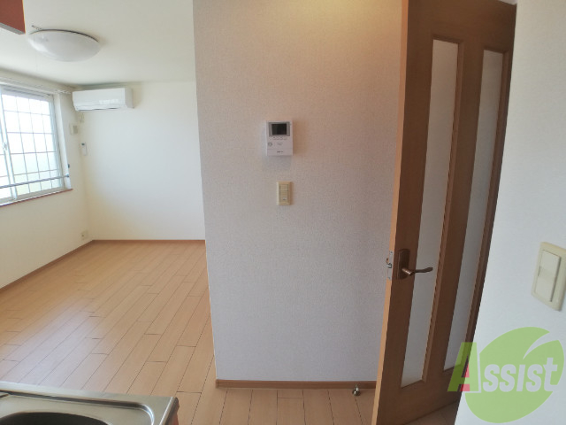 その他設備　インターフォンです。来客があってもすぐ確認できます。