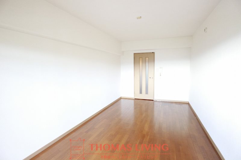 居室・リビング　広々としたお部屋で新生活を。