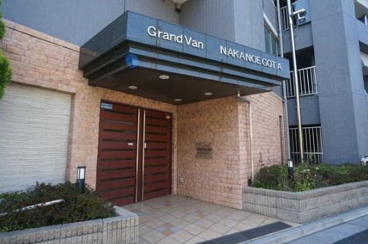 エントランス　グランヴァン中野江古田