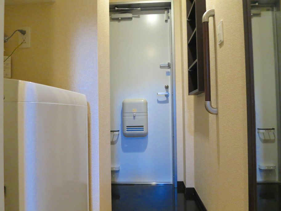 玄関　同タイプの物件となります