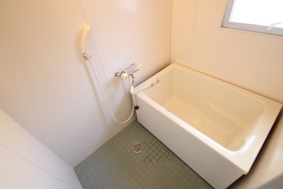 バス・シャワールーム　※別号室の写真です