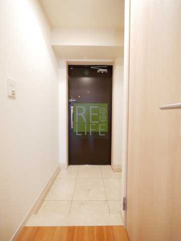 玄関　レオーネ上野入谷