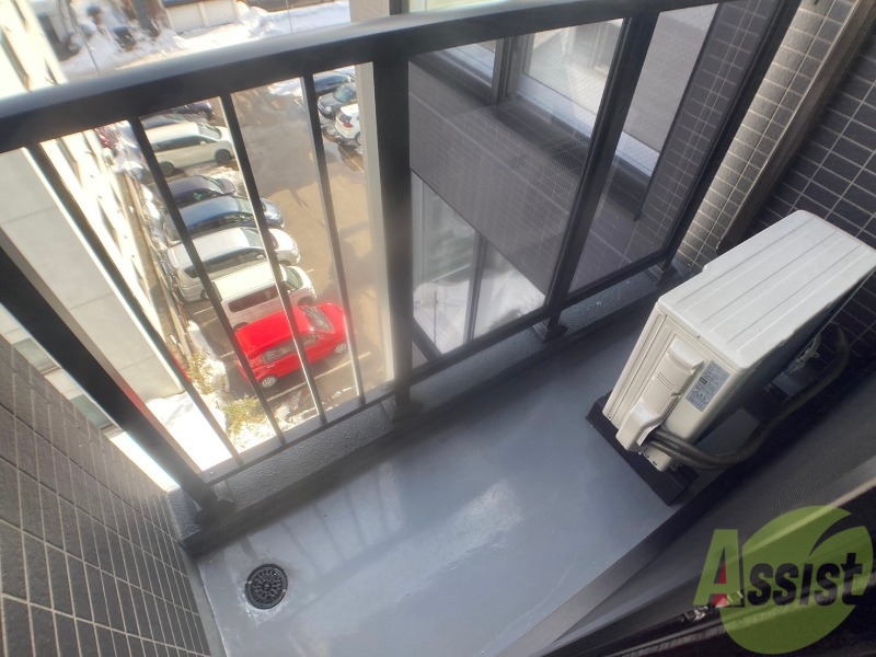 バルコニー　バルコニーです。洗濯物を干したり一息ついたりできますね！