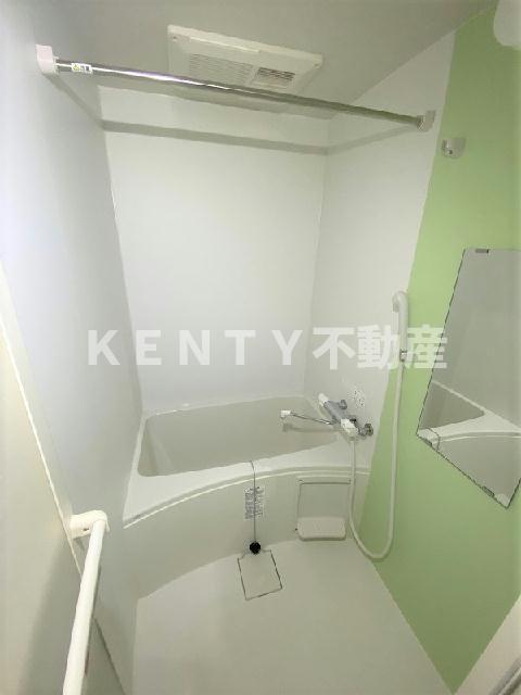 バス・シャワールーム　ゆったり過ごせるお風呂です