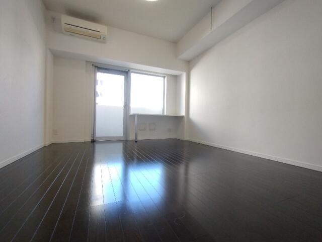 居室・リビング　?