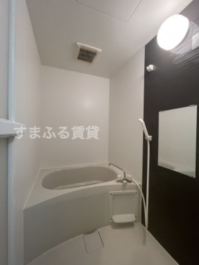 バス・シャワールーム　同仕様　同施工会社　風呂