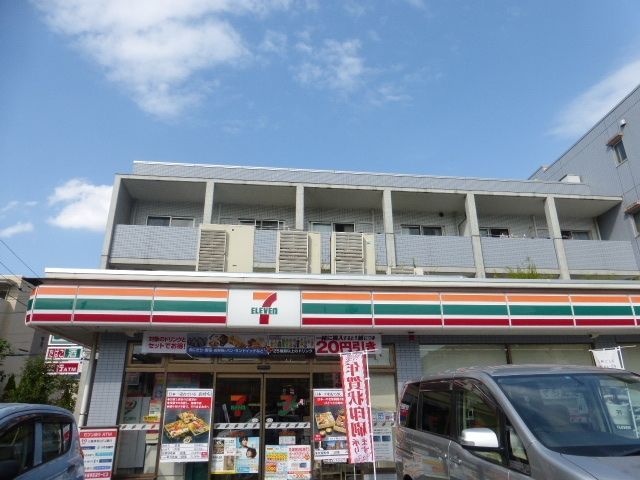 コンビニ　コンビニ（コンビニ）まで400m
