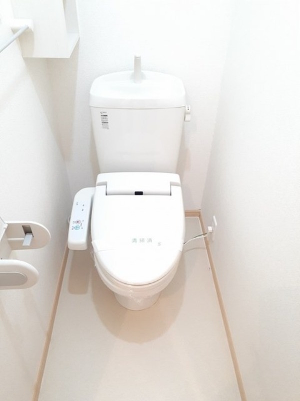 トイレ　図面と現状に相違がある場合には現状を優先