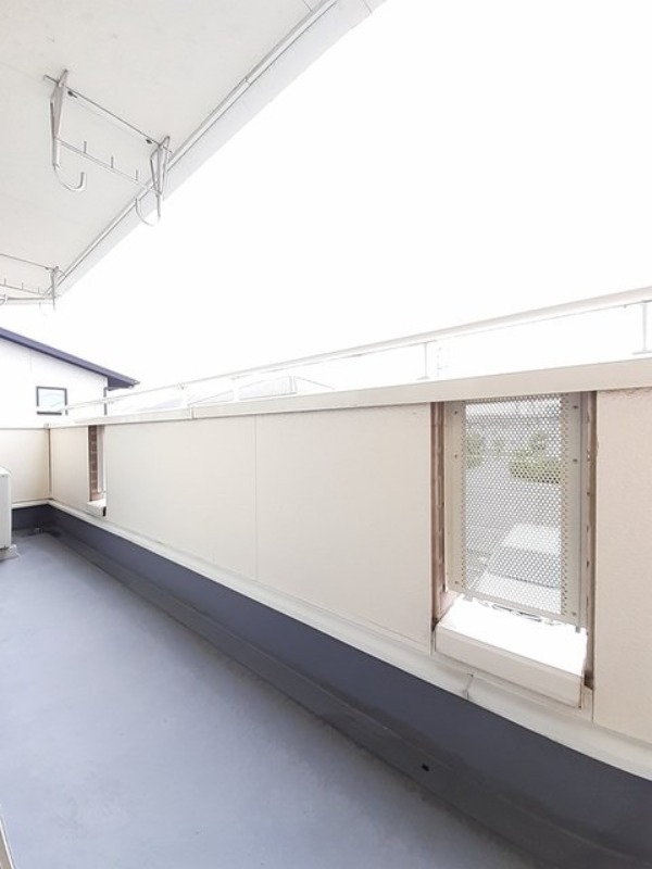 バルコニー　図面と現状に相違がある場合には現状を優先