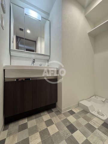 その他　プレサンス九条グランデリーヴ　独立洗面台