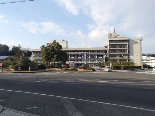 役所　舞鶴市役所 まいづる観光ステーション（役所）まで775m