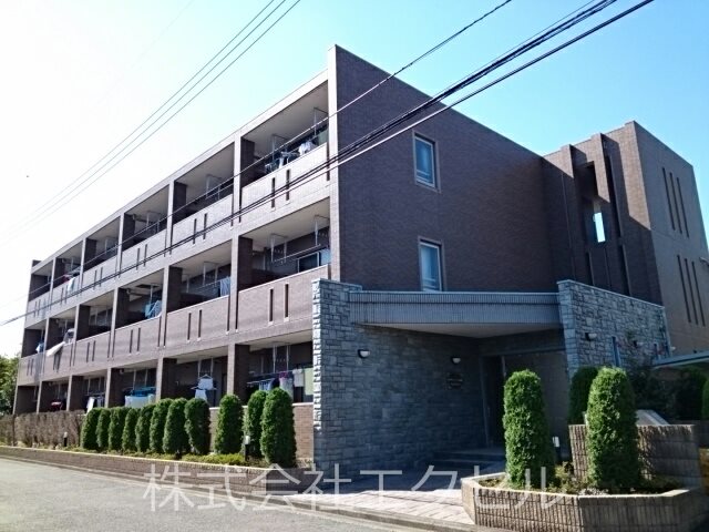 建物外観　多摩モノレール甲州街道駅から徒歩10分です。