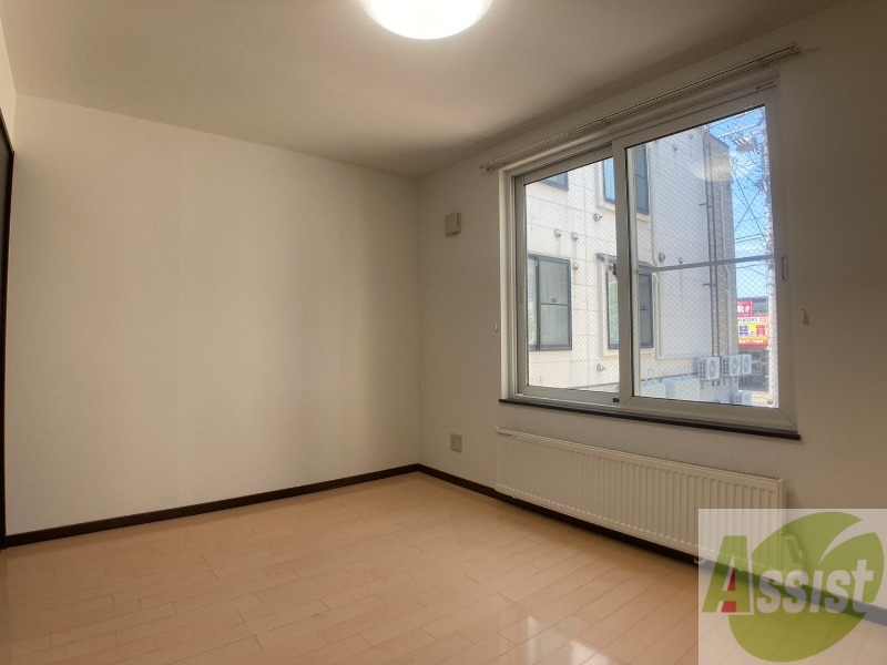 その他部屋・スペース　明るいお部屋は気持ちよく過ごせそうですね。