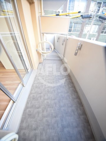 バルコニー　セレニテ桜川駅前プリエ　バルコニー